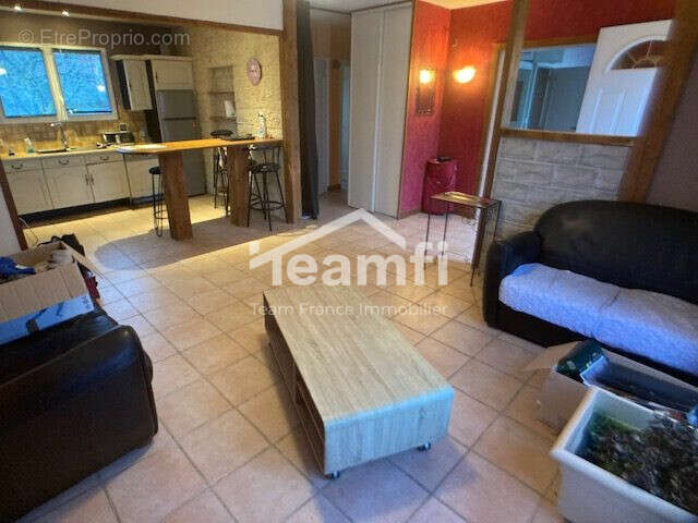 Maison 91 m² à Saint-Denis-De-Palin  - photo 3