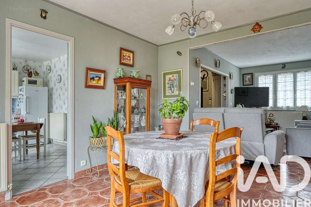 Photo 8 - Maison à BELLOY-EN-FRANCE