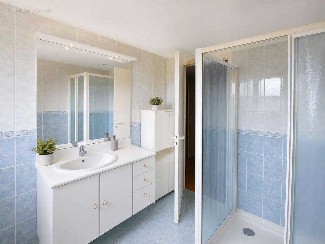 Maison de 1970,130m² sur un terrain de 1125m² - photo 7