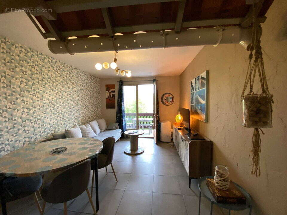 Appartement à CAZAUBON