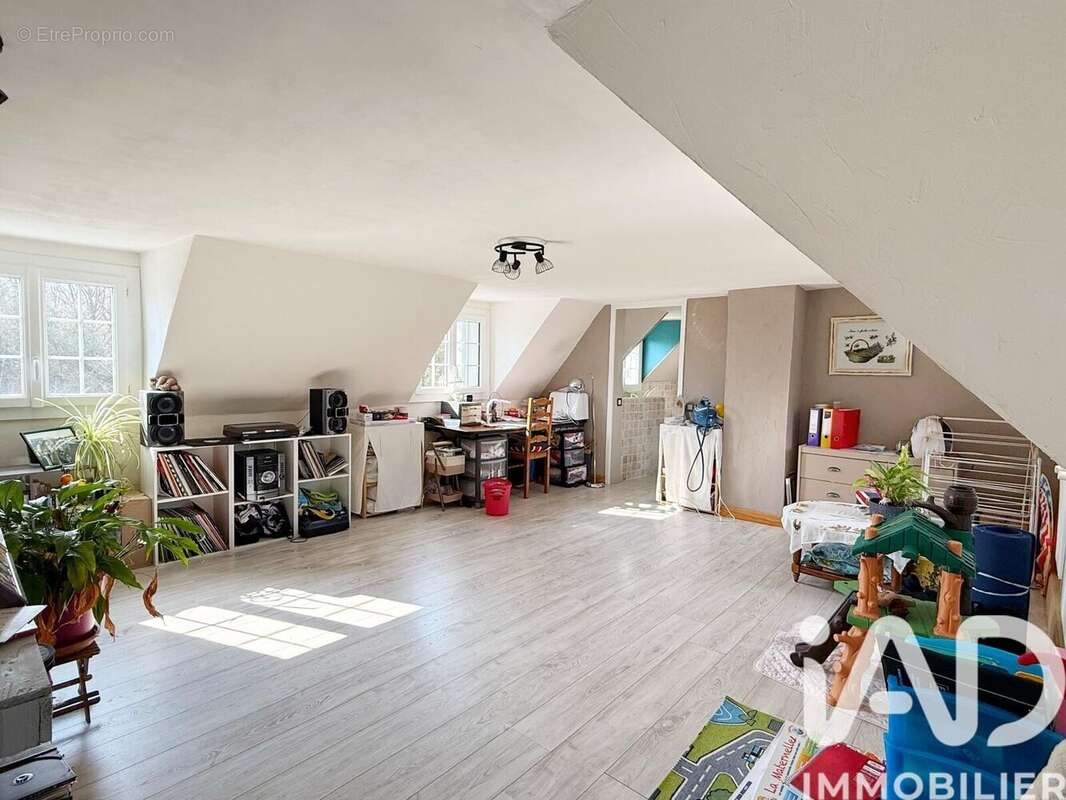 Maison 171 m² à Criquiers  - photo 9