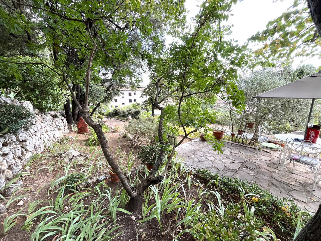 Maison à TRANS-EN-PROVENCE