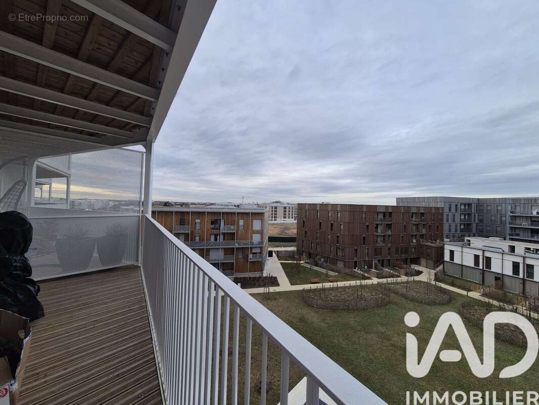 Photo 8 - Appartement à BUSSY-SAINT-GEORGES