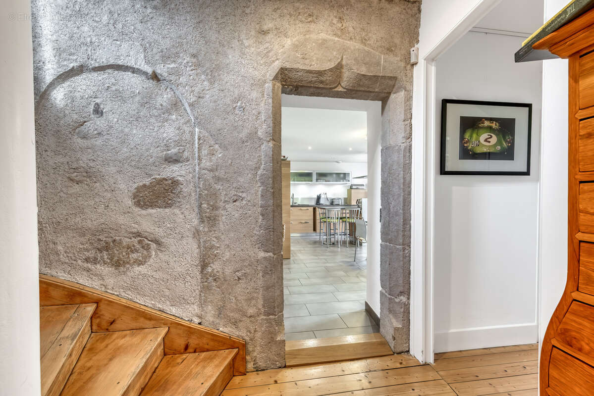 Maison à DIVONNE-LES-BAINS