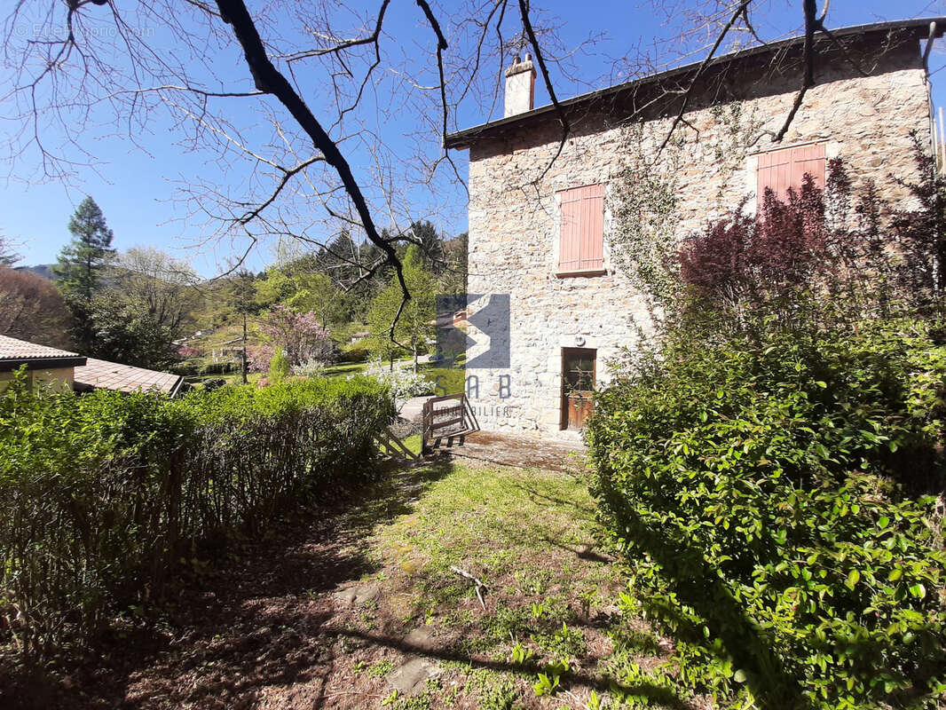 Maison à LE CHEYLARD