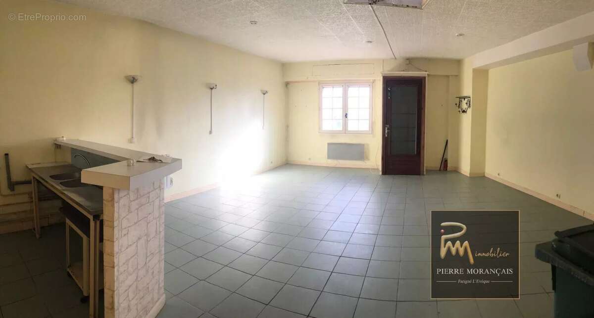 Appartement à BESSE-SUR-BRAYE