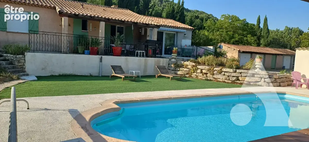 Maison de plain pied , 7 pièces de 156 m²  sur SALERNES avec garages et piscine - photo 2