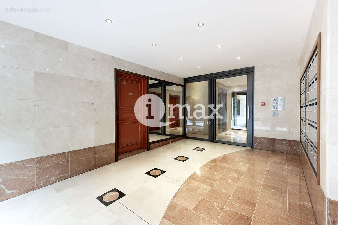 Appartement à LEVALLOIS-PERRET