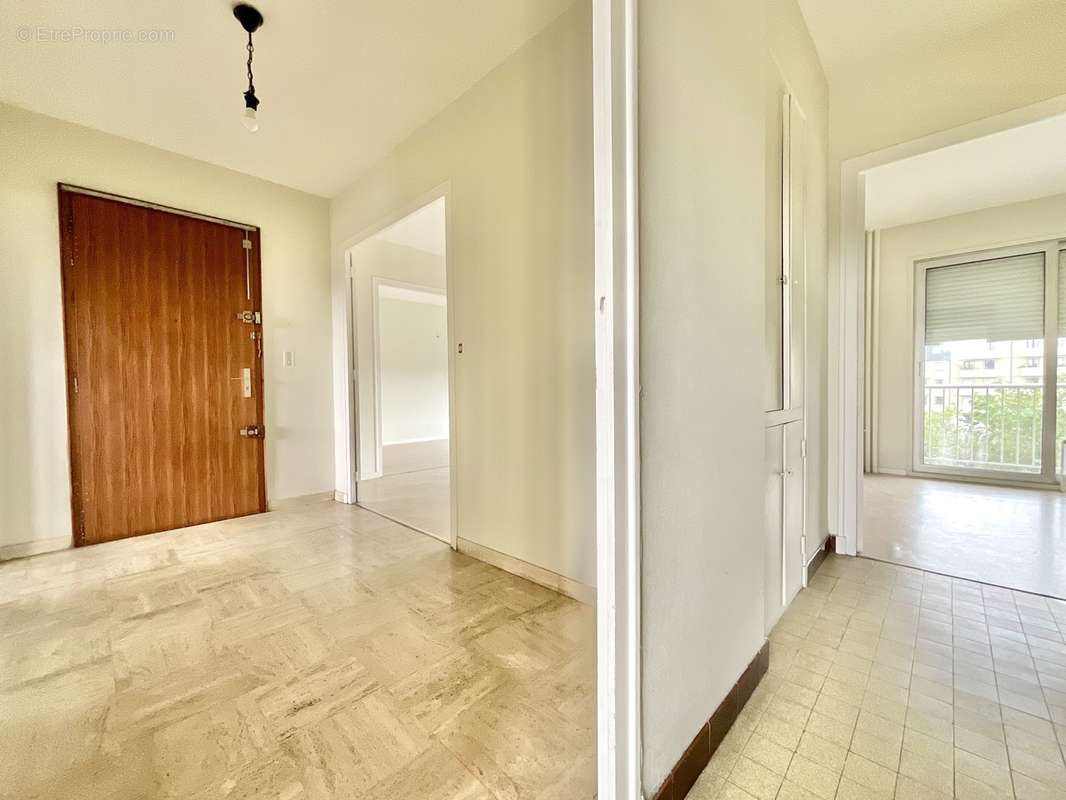 Appartement F4 75 m² Saint-Étienne - photo 5