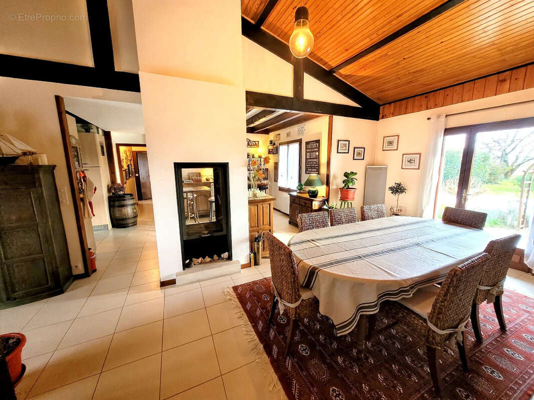 Maison à LA REOLE