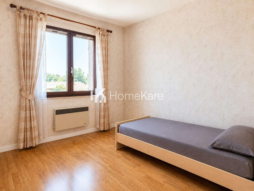 Maison 171 m² à Lagardelle-Sur-Leze  - photo 6