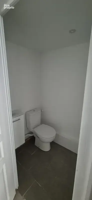Local commercial - photo 6