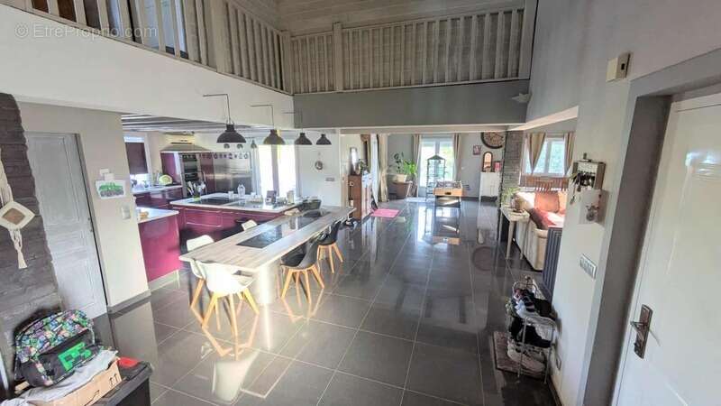 Maison à SAINT-CHRISTOL-LES-ALES