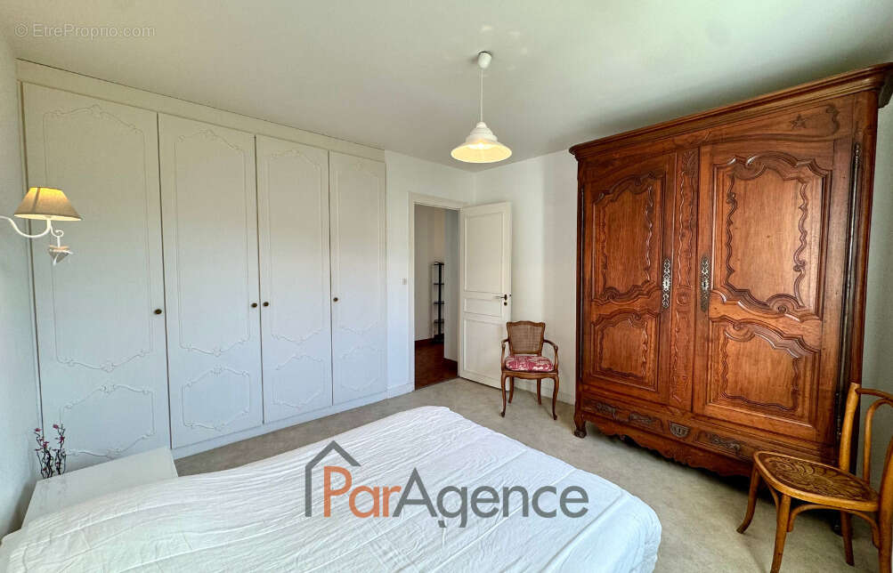 Maison à VAUX-SUR-MER