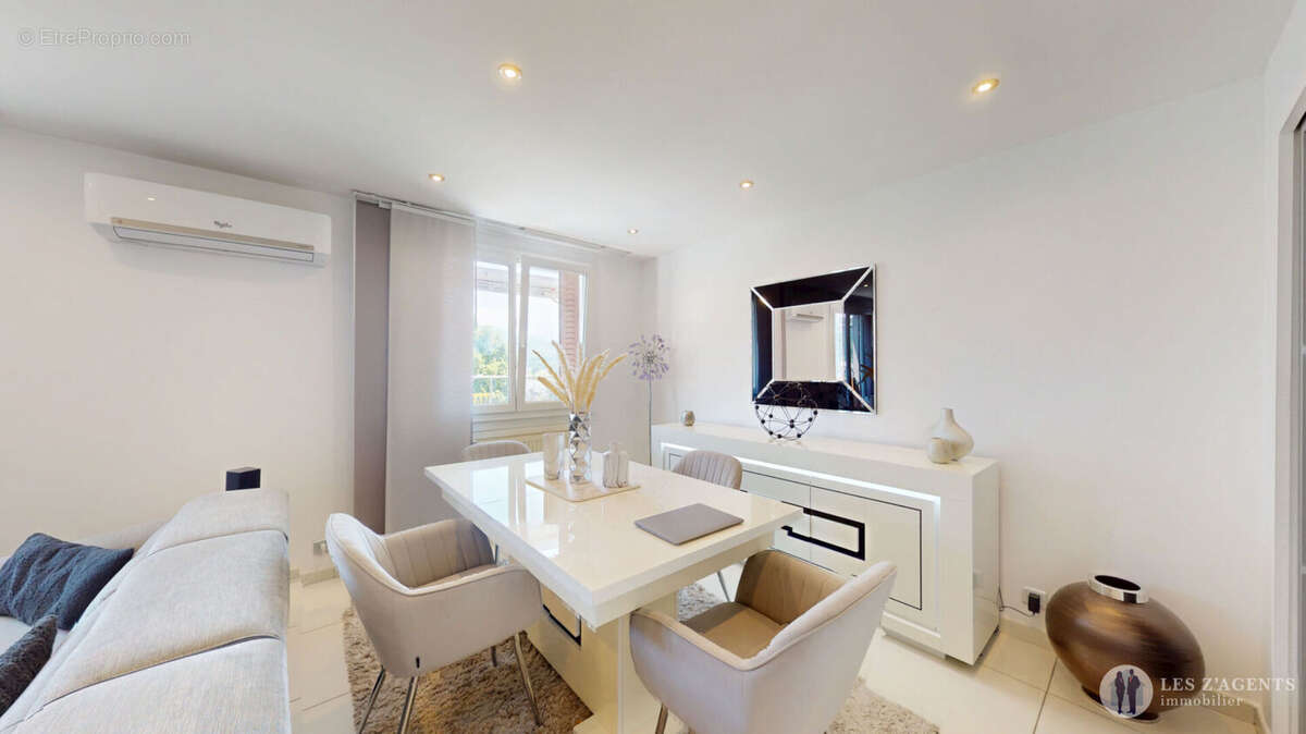 Appartement à SAINT-MARTIN-D'HERES