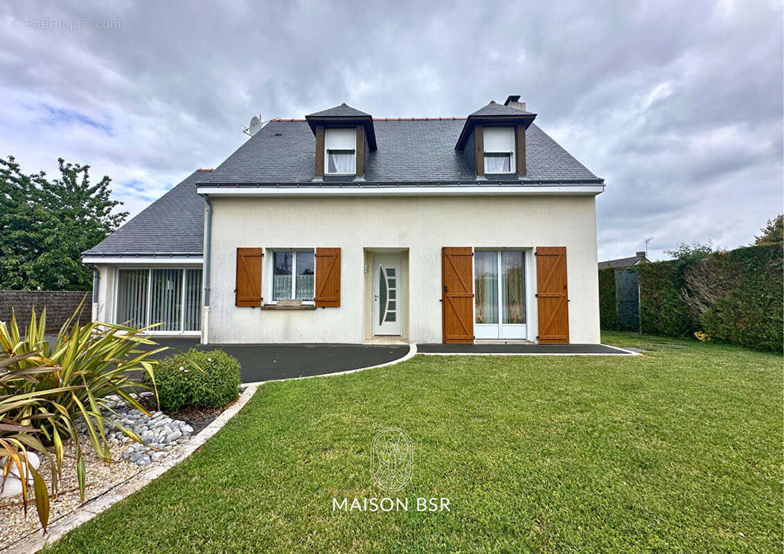 Maison à MESANGER