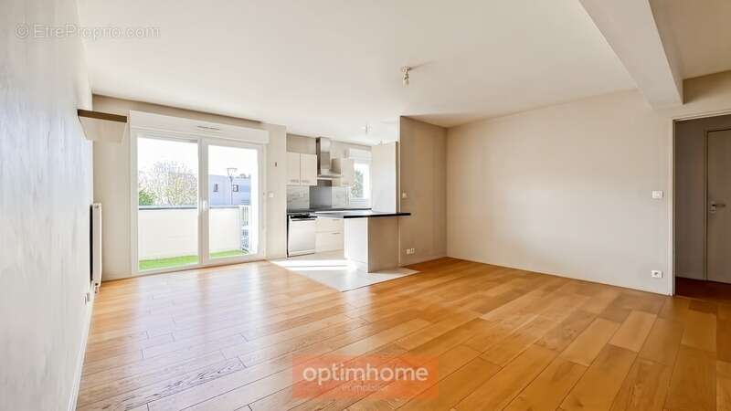 Appartement à VEZIN-LE-COQUET