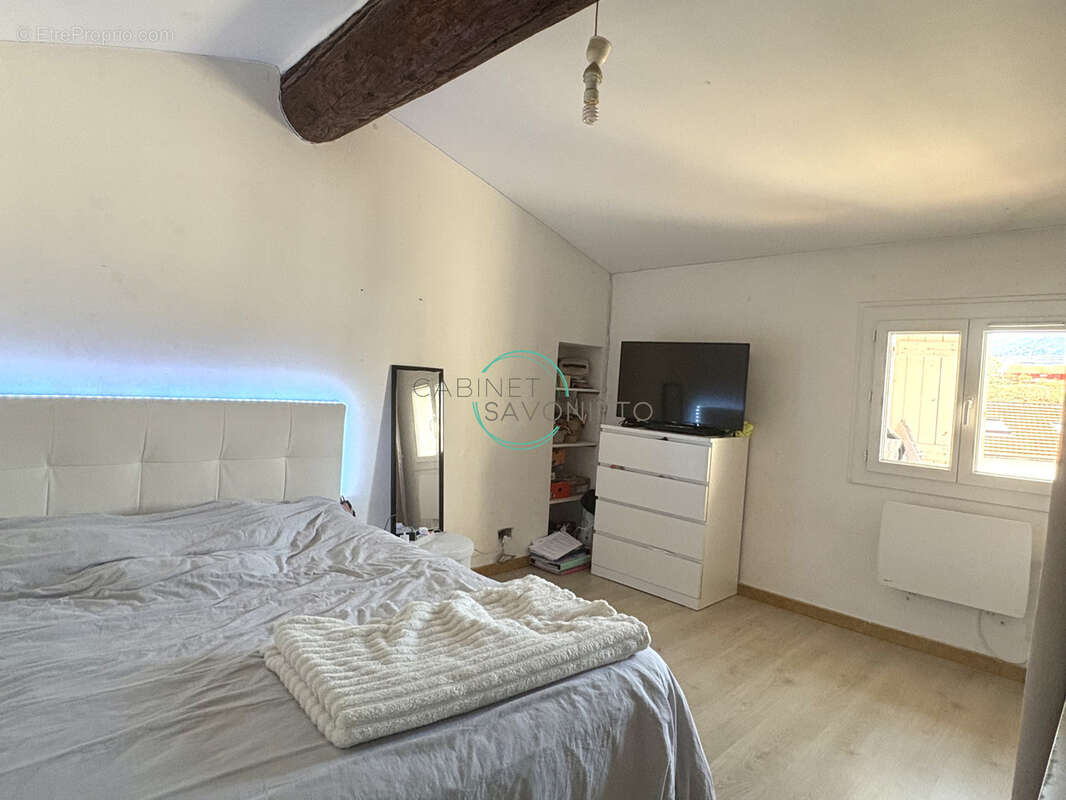 Appartement à MARSEILLE-11E
