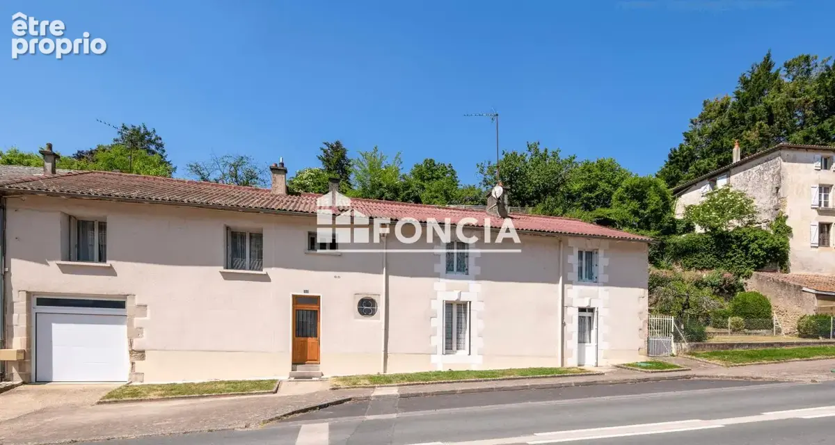 Commune de croutelle - photo 1