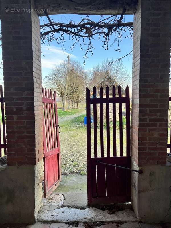 Maison à SAINT-CLAR