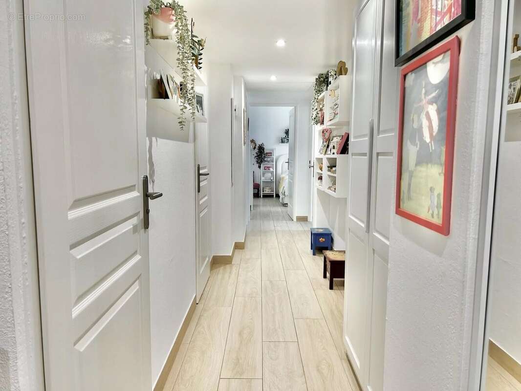 Cannes centre – 4 pièces – grand garage - photo 8