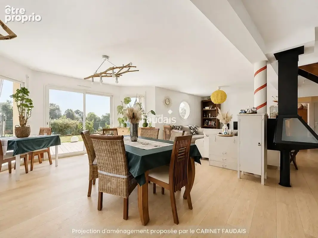 Maison 175 m² à Saint-Lo  - photo 8