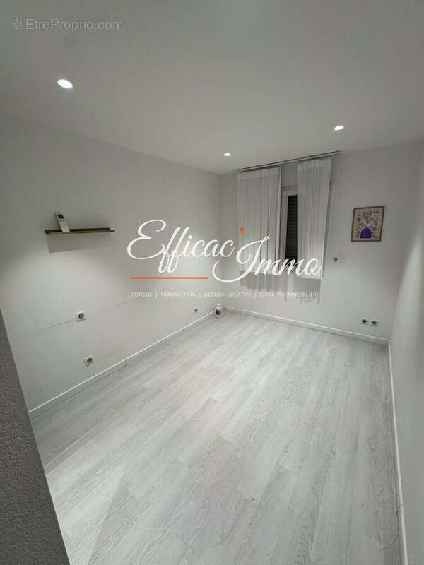 Bien à usage mixte de 154,51 m² avec garage, jardin et prestations haut de gamme - photo 6