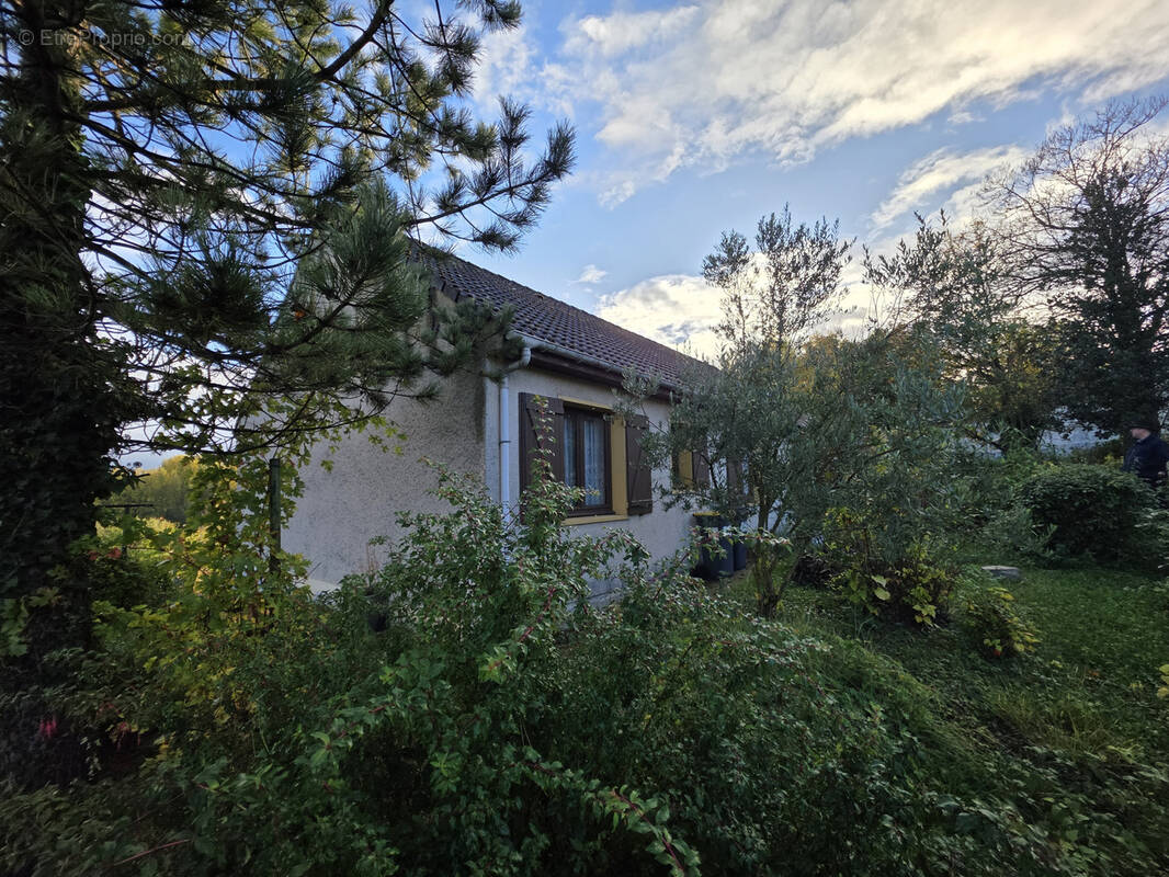 Maison à CAMBLAIN-CHATELAIN