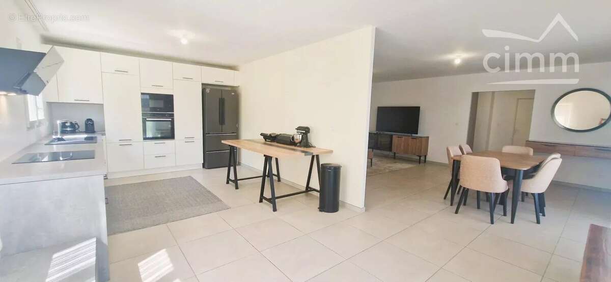  À VENDRE – Superbe propriété avec deux appartements spacieux et prestations haut de gamme - photo 19