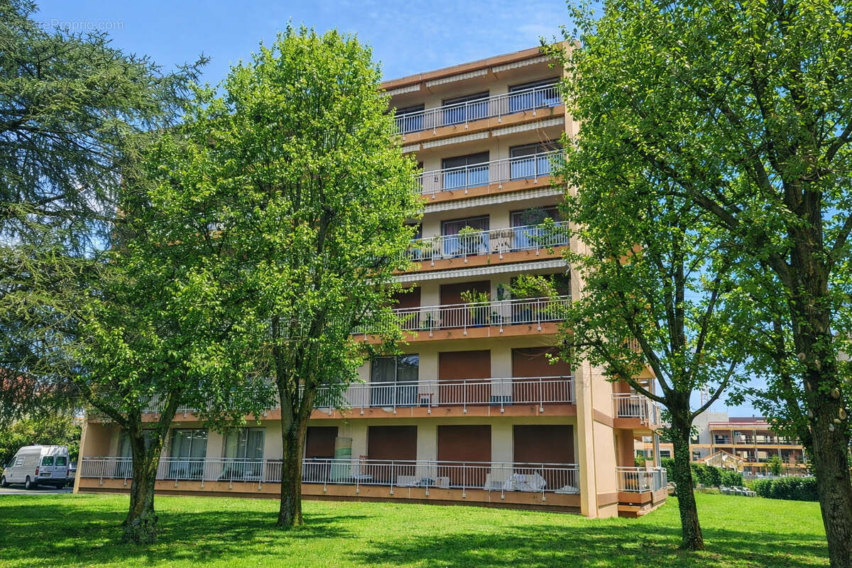 Appartement à TASSIN-LA-DEMI-LUNE