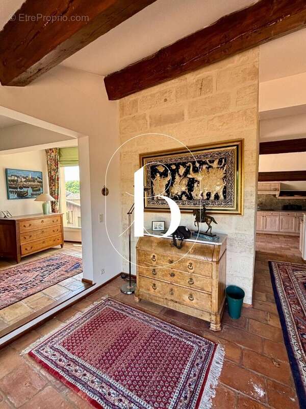 Appartement à UZES