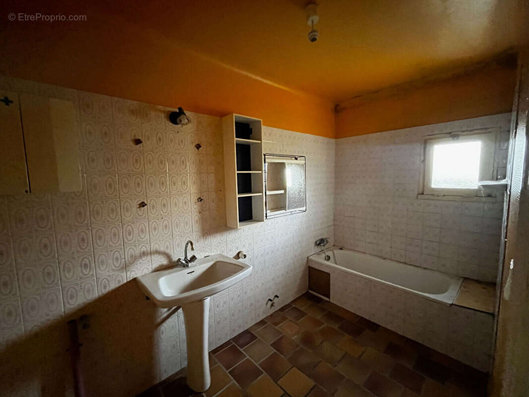 Toulousaine de 247 m² habitable environ avec grenier et jardin - photo 8