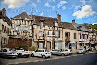 Maison à CHATEAU-RENARD