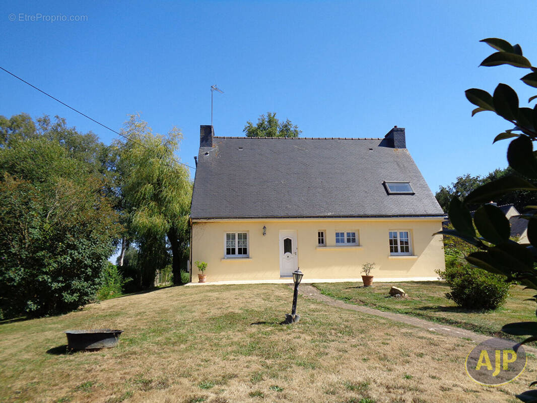 Maison à PLUMELIN