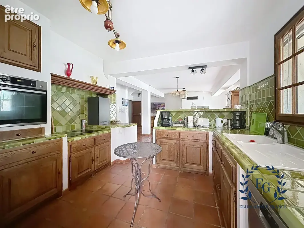 Maison 6 pièces 300 m² à vendre à Besse-Sur-Issole (83890) - photo 7