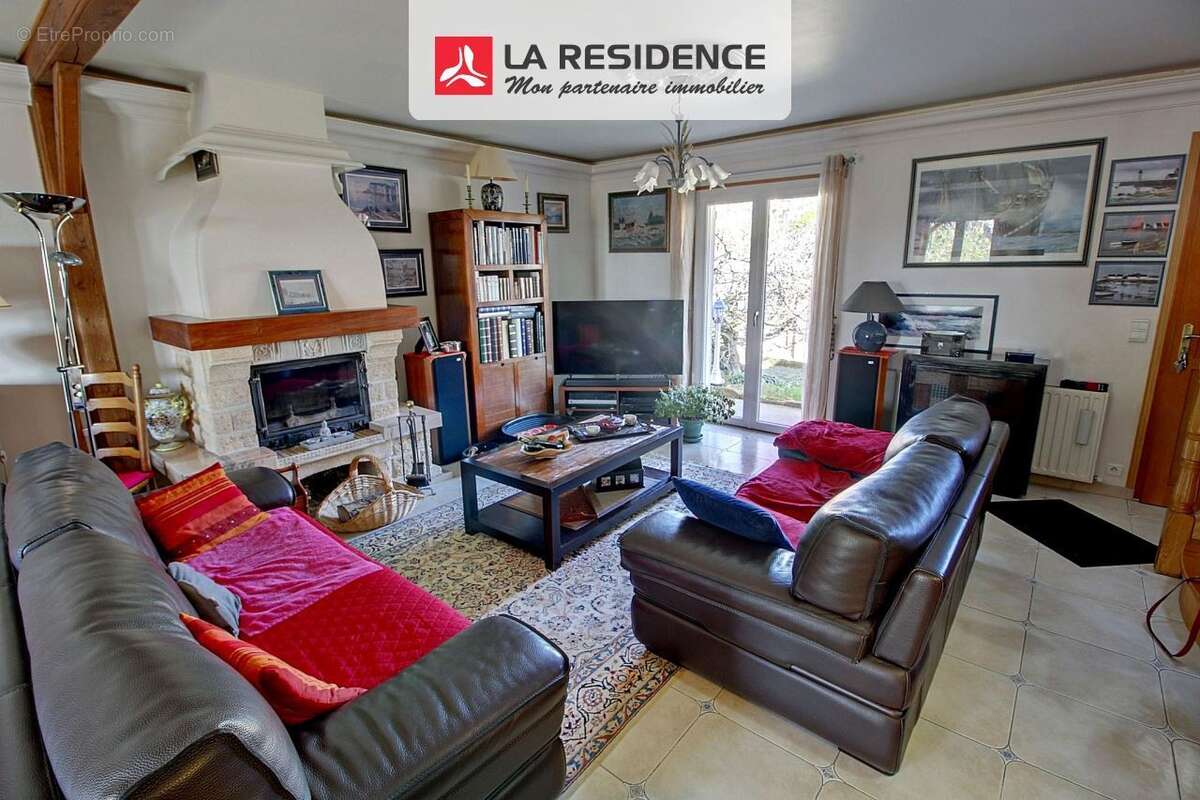 Maison à VAUX-SUR-SEINE