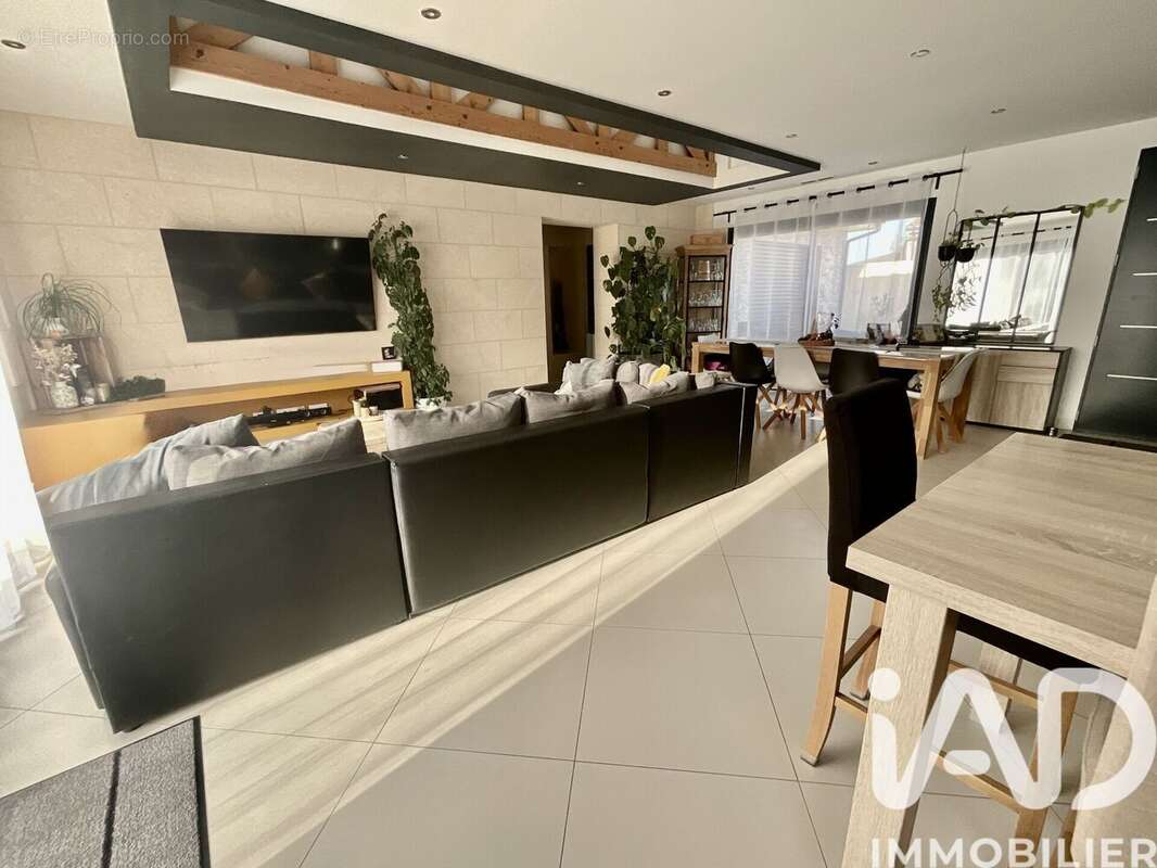 Photo 4 - Maison à SOUSSANS