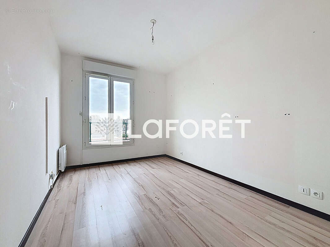 Appartement à DAMMARIE-LES-LYS