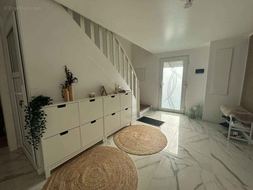 Maison de village rénovée à vendre ALSTING - photo 2