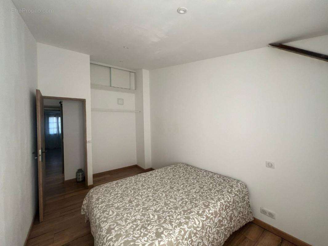 Maison à L&#039;ISLE-SUR-LA-SORGUE