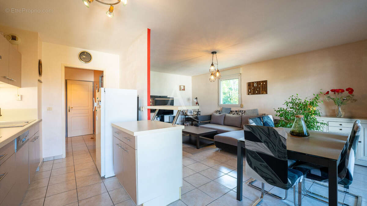 Appartement à SAINT-JULIEN-EN-GENEVOIS