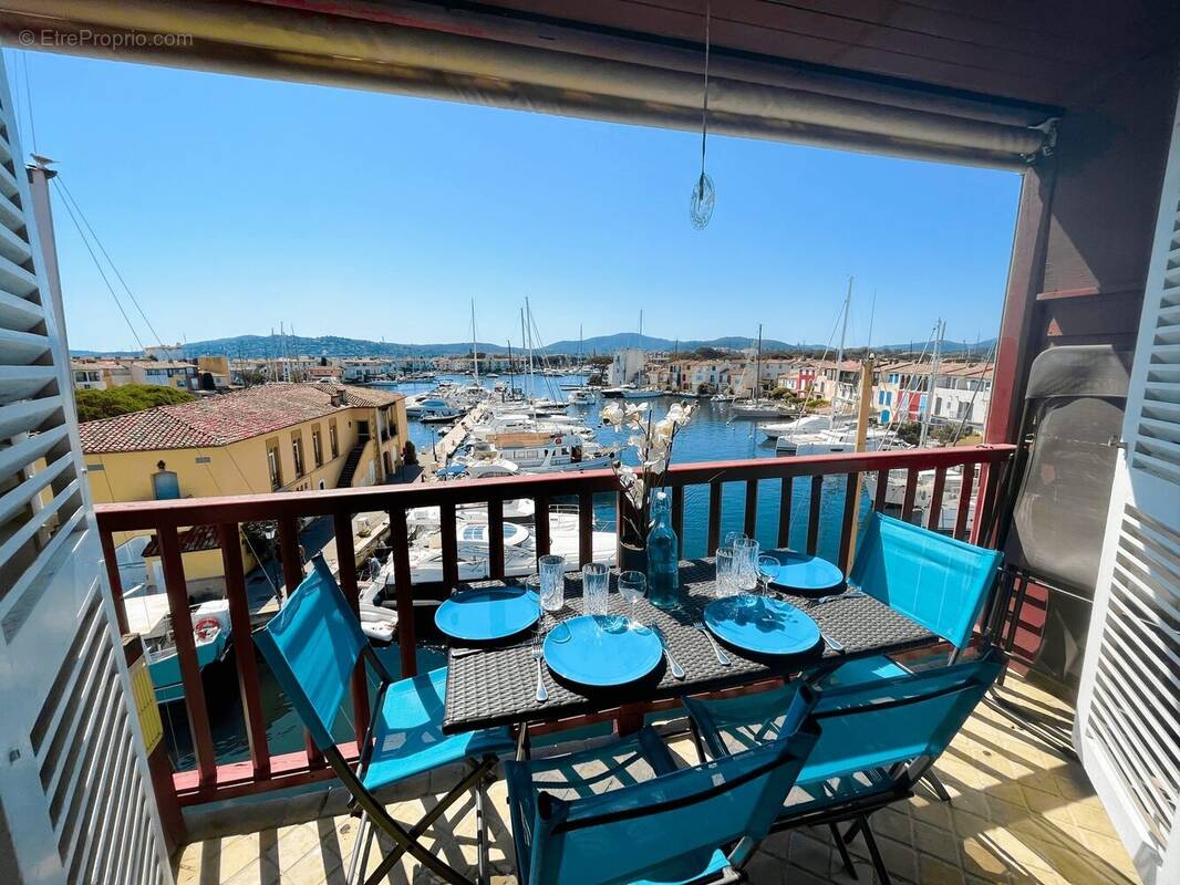 Appartement à GRIMAUD