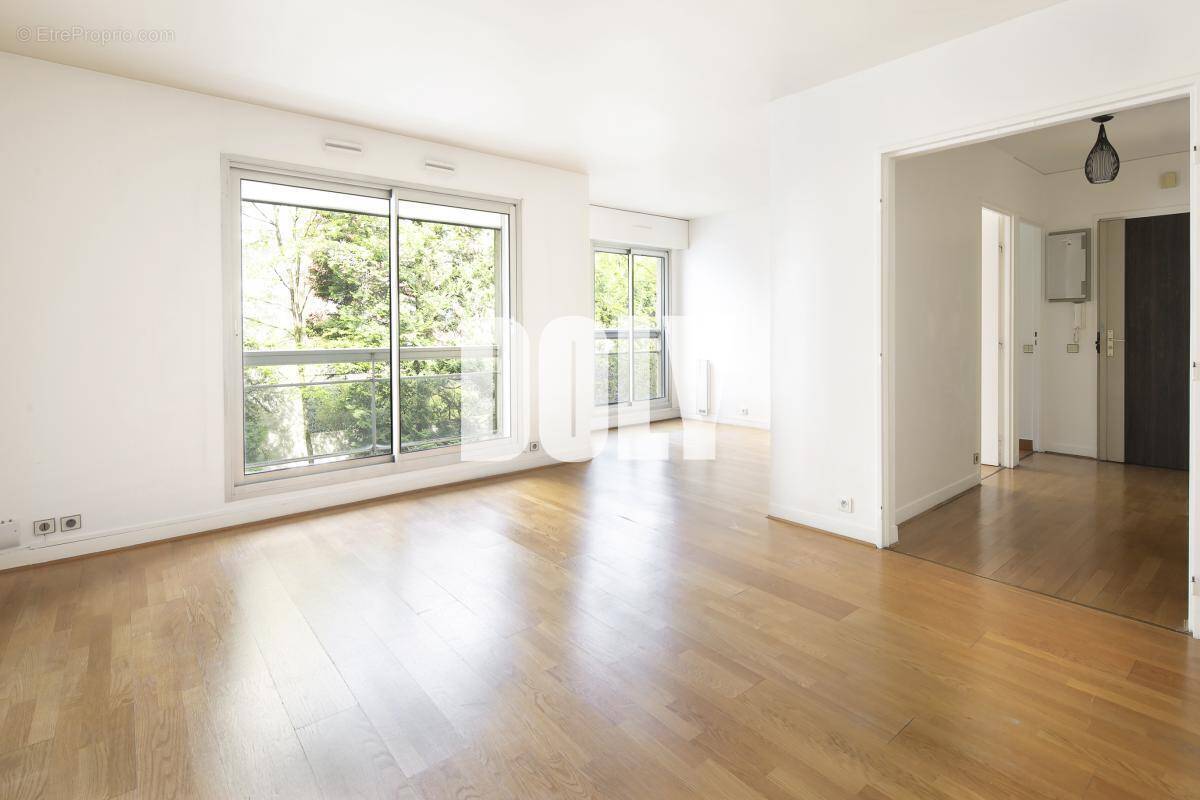 Appartement à MONTROUGE