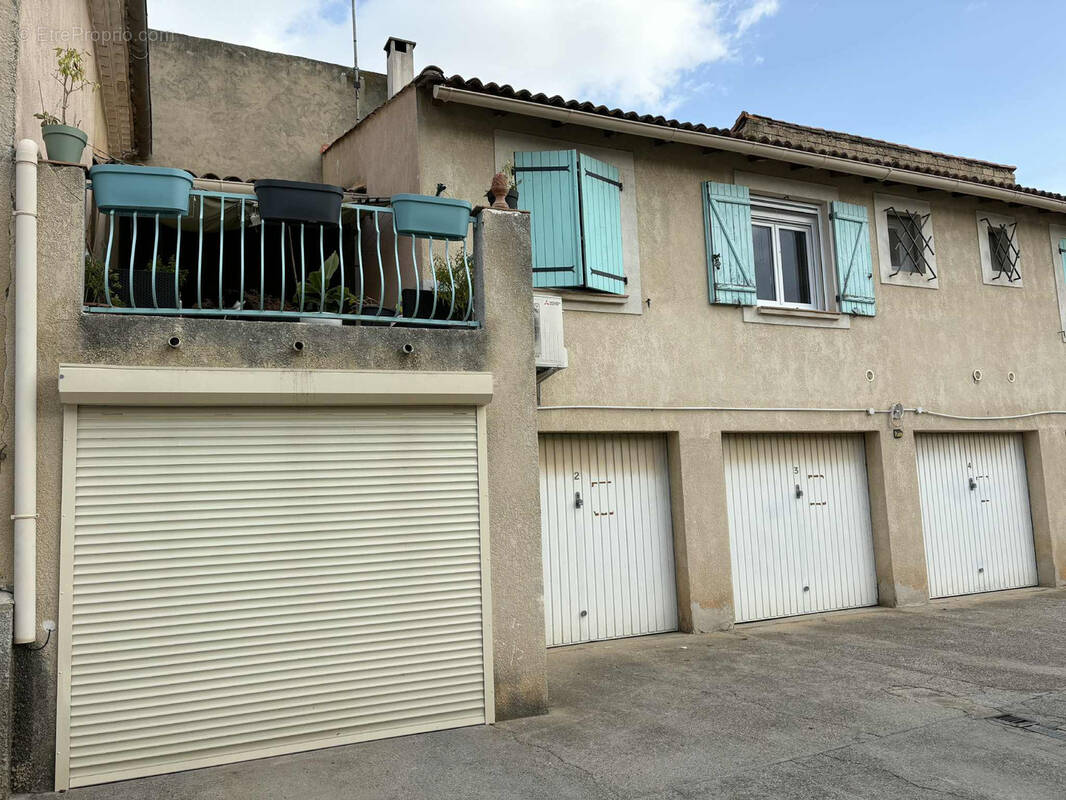 Autre à SAINT-GILLES