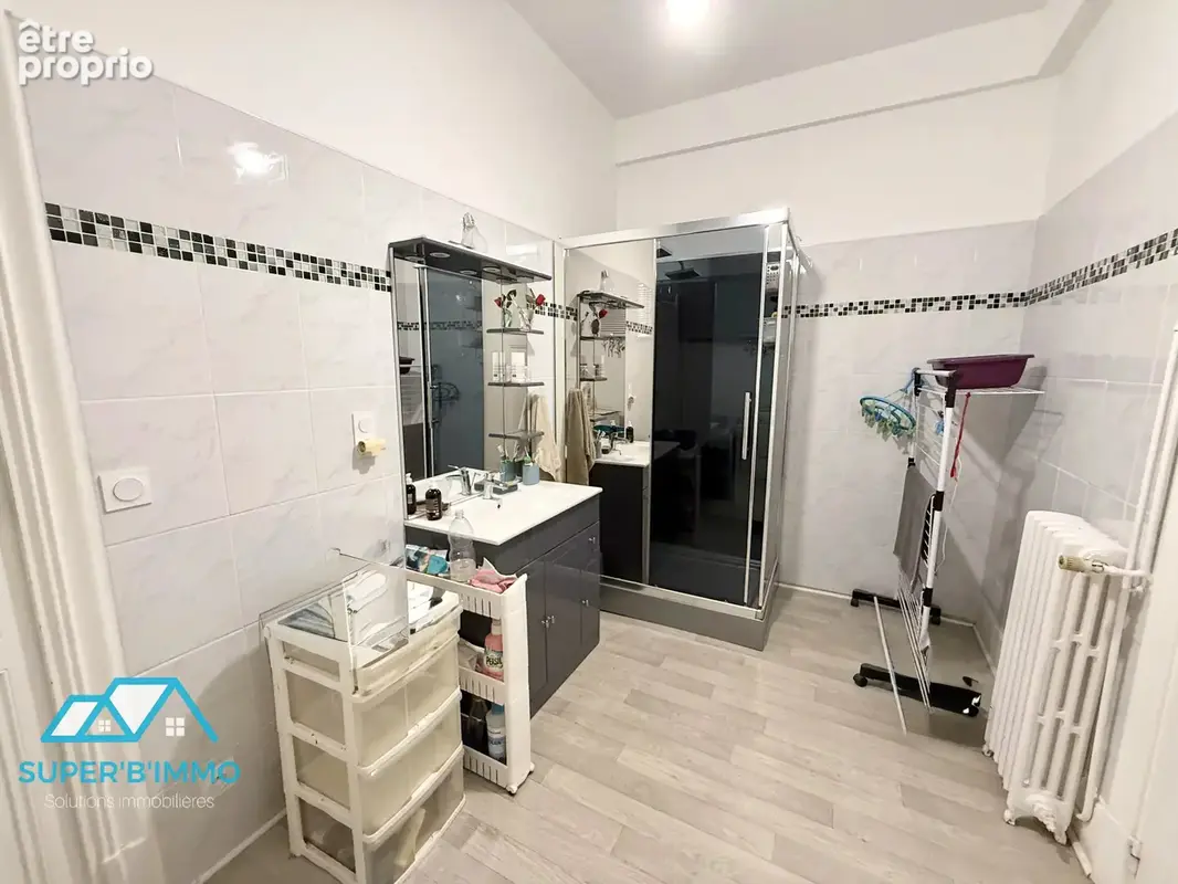 Appartement t4- 112m² - photo 8