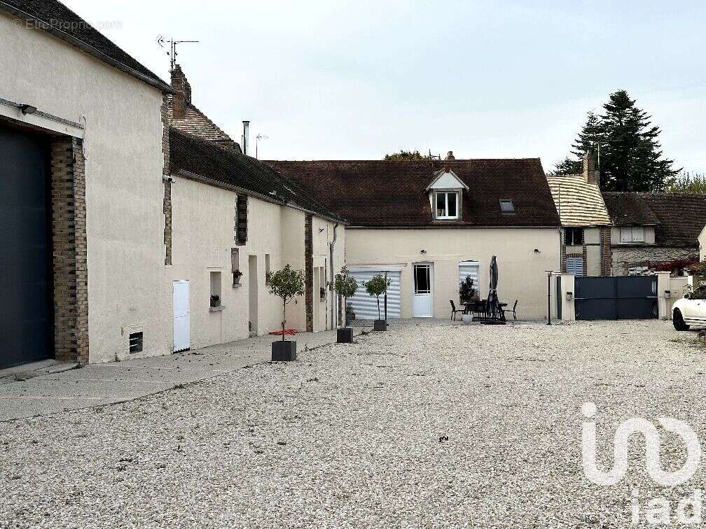 Photo 2 - Maison à DOLLOT