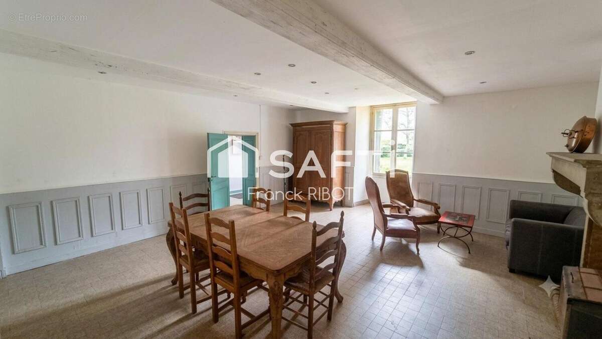 Maison 171 m² à Montberthault  - photo 5