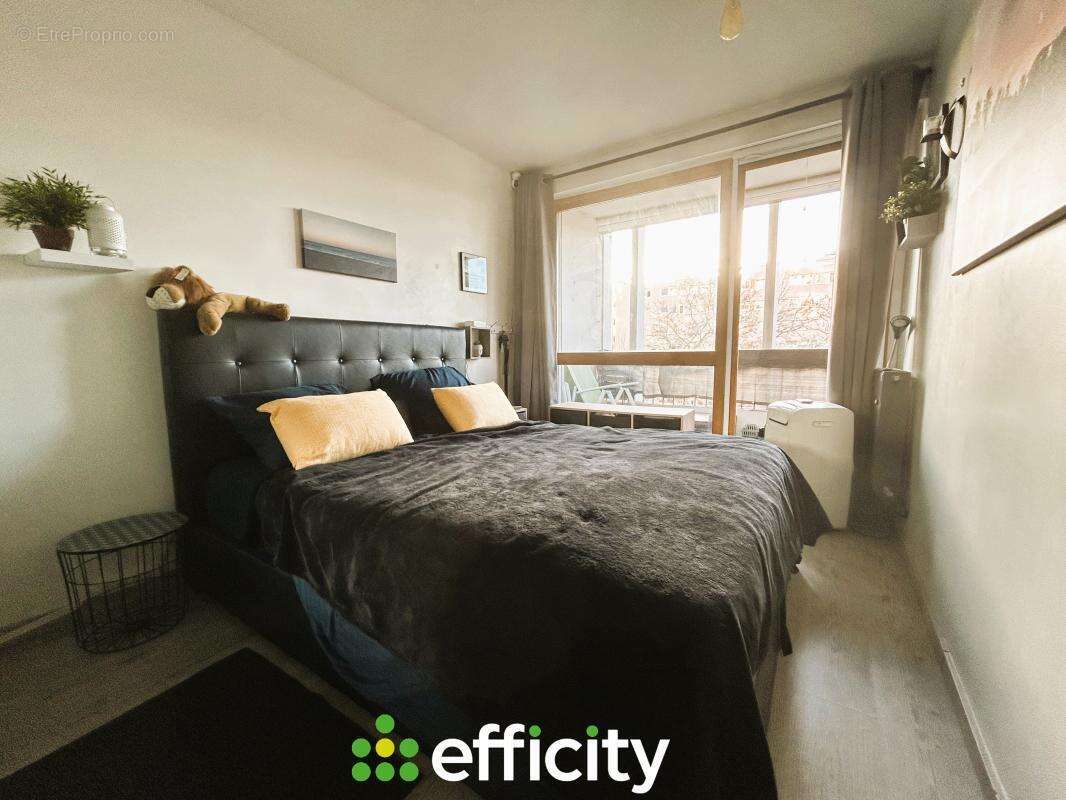 Appartement à VILLEURBANNE