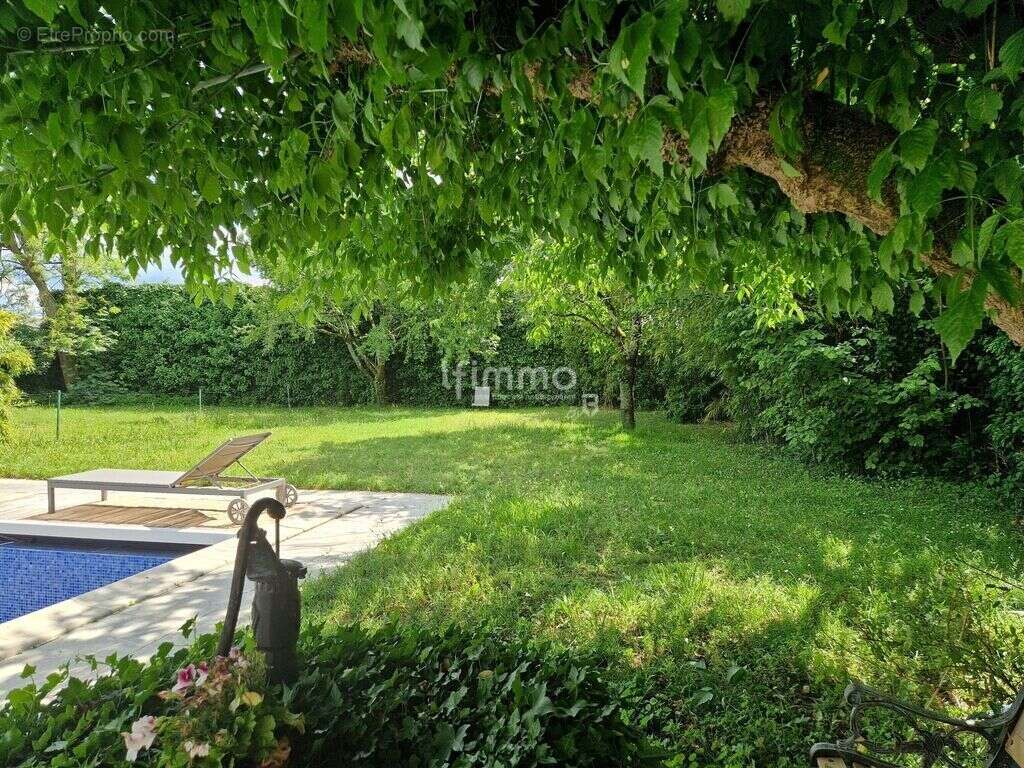 Maison à LE BOUSCAT