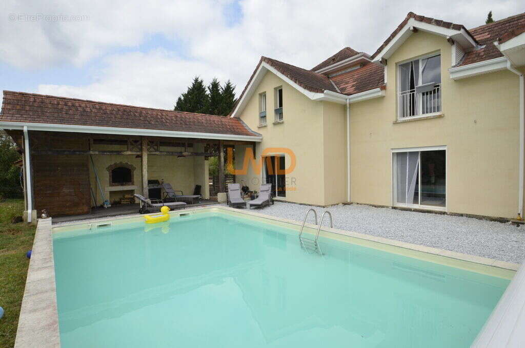 Maison 215 m² et appartement indépendant, grand terrain avec pis - photo 15